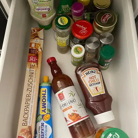 Sky 1,5 Fuer 4 Leute Zentral 35qm S-bahn Mercedes Benz