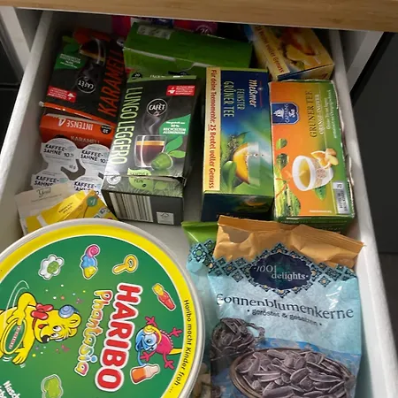 Sky 1,5 Für 4 Leute Zentral 35qm S-bahn Mercedes Benz