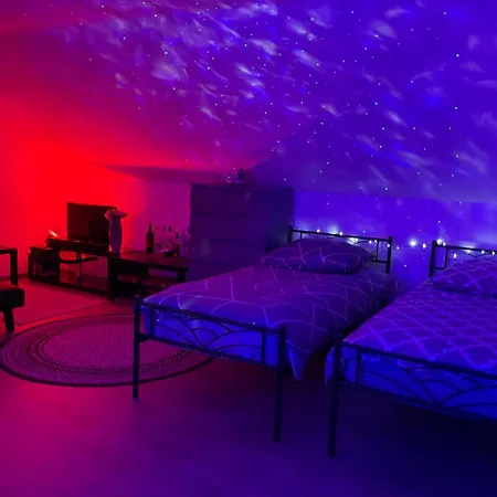 Sky 1,5 Fuer 4 Leute Zentral 35qm S-bahn Mercedes Benz Διαμέρισμα Magstadt