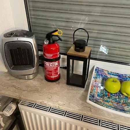 Sky 1,5 Fuer 4 Leute Zentral 35qm S-bahn Mercedes Benz