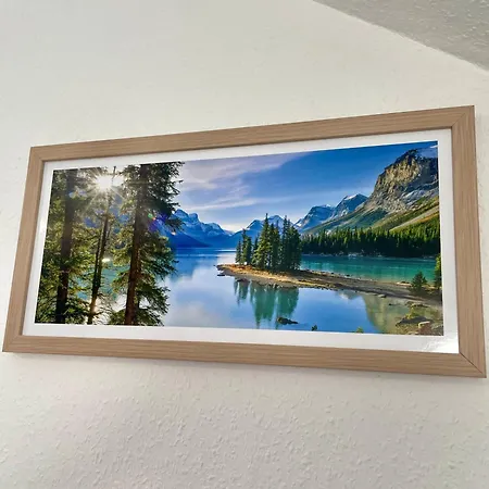 Apartment Sky 1,5 Fuer 4 Leute Zentral 35qm S-bahn Mercedes Benz *