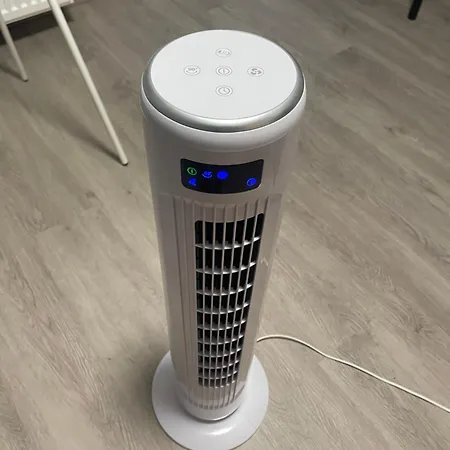 Sky 1,5 Für 4 Leute Zentral 35qm S-bahn Mercedes Benz * Magstadt